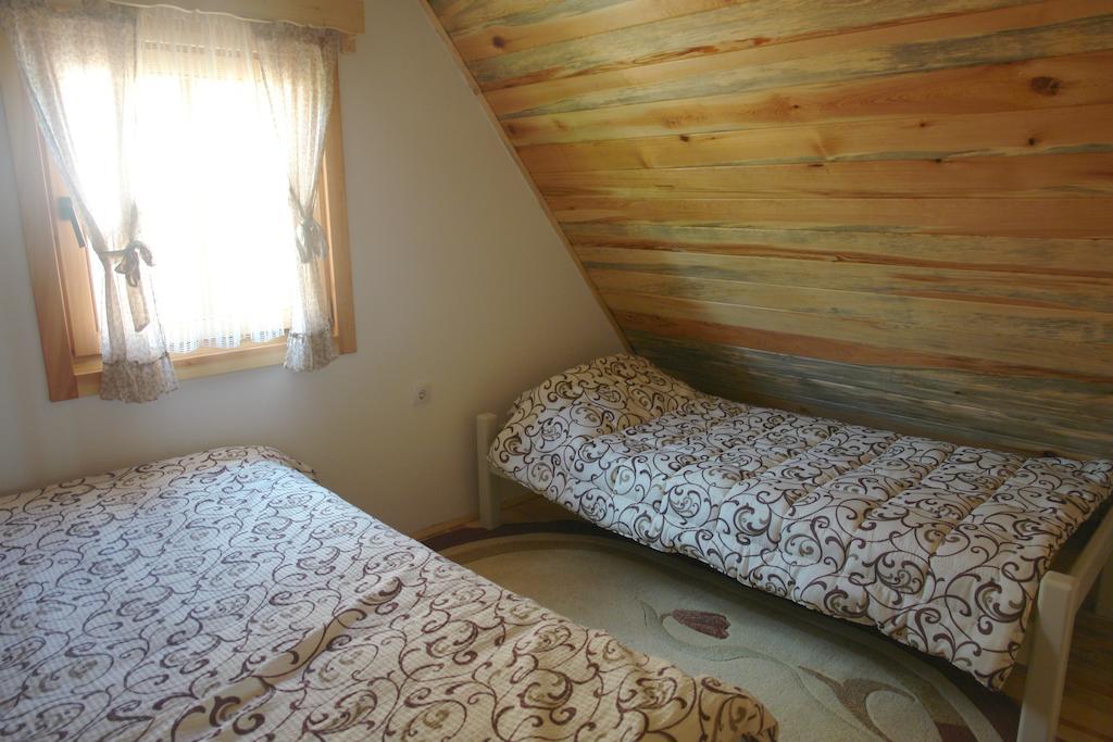Apartments Milev موكرا غورا الغرفة الصورة